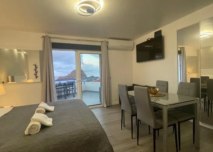 Sea And Sun 4 - Horizonte Azul * Porto Moniz